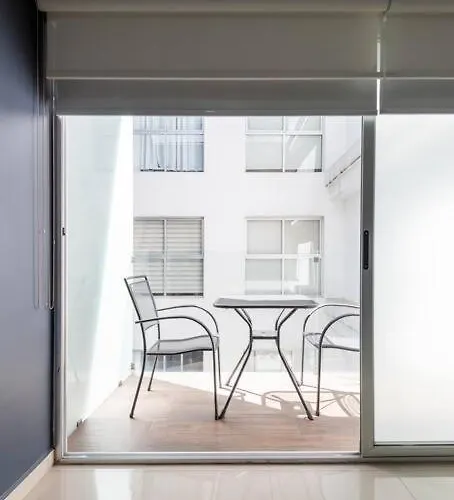 600 Sq Ft In Trendy Area, 150 Bps Fiber Optic *